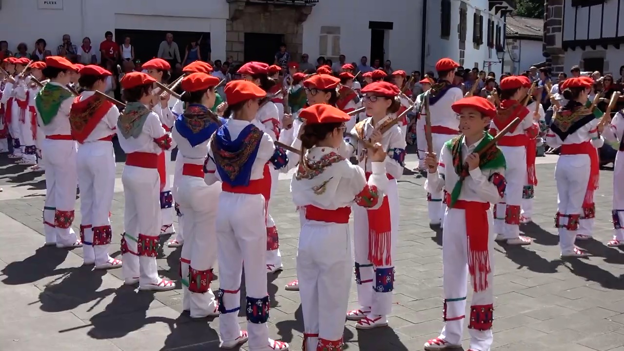 Berako Makil dantzak. 2019. It.: Xaloa TB