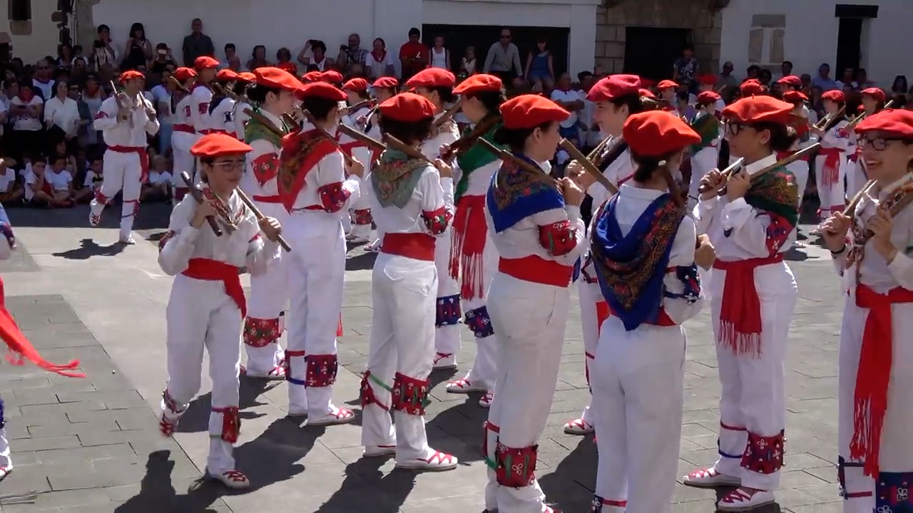 Berako Makil dantzak. 2019. It.: Xaloa TB