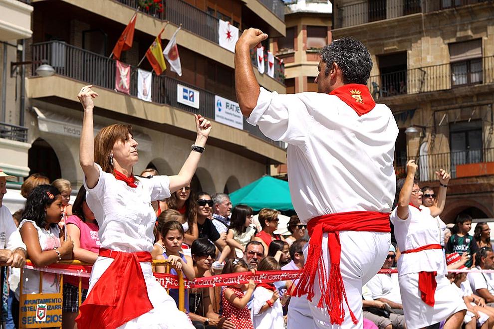 Lizarrako Larrain Dantza. 2019. Fandangoa. It: Montxo AG (DN)